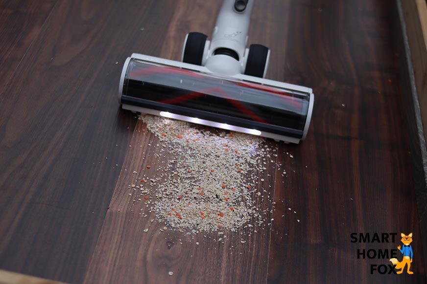 Reinigung der Haferflocken auf hartem Boden